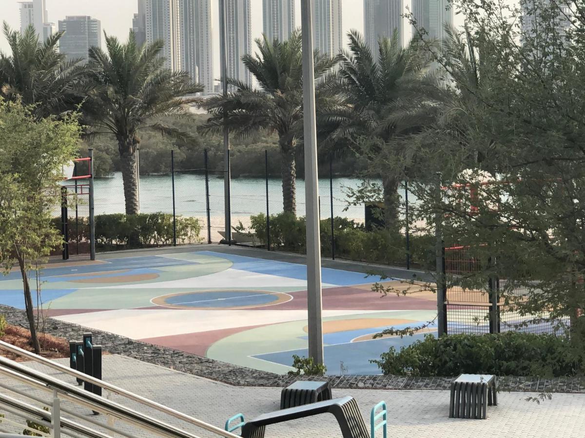 Large Size One Bedroom Apartment With Sea View Abu Dhabi Exterior foto