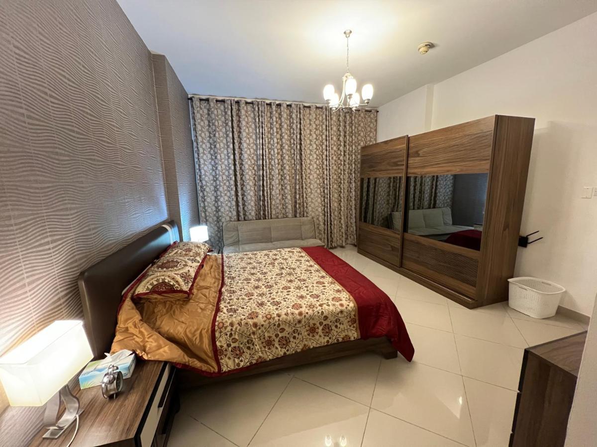 Large Size One Bedroom Apartment With Sea View Abu Dhabi Exterior foto