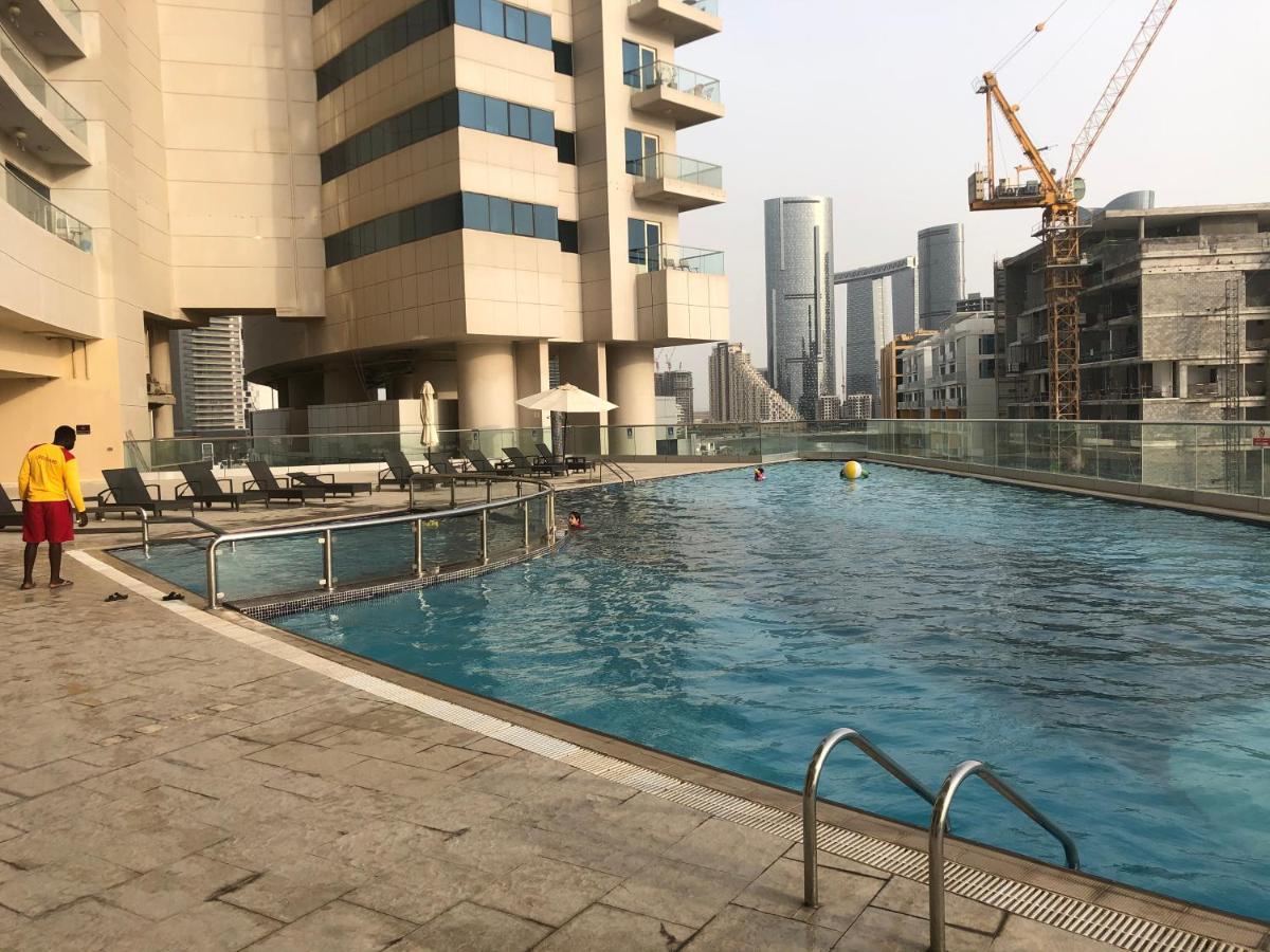 Large Size One Bedroom Apartment With Sea View Abu Dhabi Exterior foto